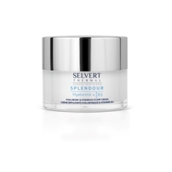 <p>Crema redensificadora e hidratante que suaviza las arrugas y l&iacute;neas de expresi&oacute;n gracias a su formulaci&oacute;n con &aacute;cido hialur&oacute;nico y niacinamida. SPF 15. Tarro 50 ml.</p>
<p>Crema redensificadora e hidratante que suaviza las arrugas y l&iacute;neas de expresi&oacute;n gracias a su formulaci&oacute;n con &aacute;cido hialur&oacute;nico y niacinamida.<br />SPF 15. Tarro 50 ml.</p>