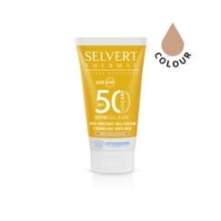 <p>With a touch of colour, this Gel-Cream with a light<br />texture adapts to any skin tone and provides all-round<br />protection against photoageing thanks to the Full Light<br />Protection system.</p>