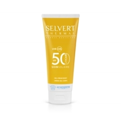 <p>Gel-crema corpo resistente all'acqua con texture asciutta e setosa, di facile applicazione. Fornisce un'eccellente protezione contro gli effetti nocivi sulla pelle da diversi spettri di radiazioni.</p>
<p>Migliora la sintesi della vitamina D.<br />Formulato per non danneggiare l'ecosistema marino</p>