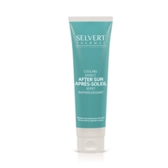 <p>Emulsione riparatrice lenitiva indicata dopo l'esposizione al sole che idrata in profondit&agrave; grazie a potenti principi attivi come l'Aloe Vera e l'Allantoina. Il suo piacevole effetto rinfrescante dona immediato sollievo alla pelle, lasciando una sensazione di benessere.</p>